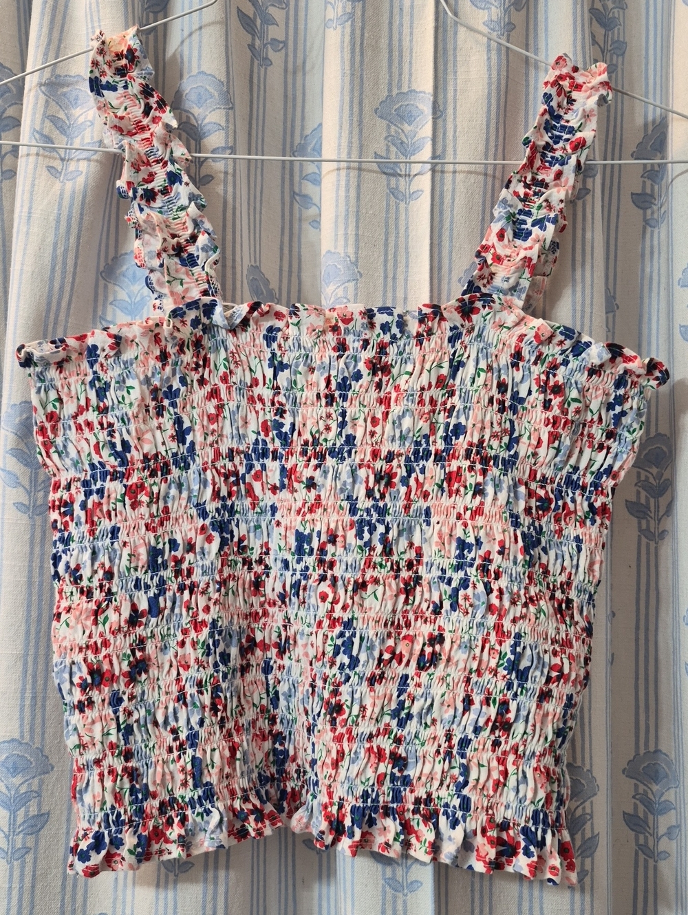Old Navy Floral Smocked Ruffle-Strap Stretch Tank Top Sz M - Picture 6 of 6